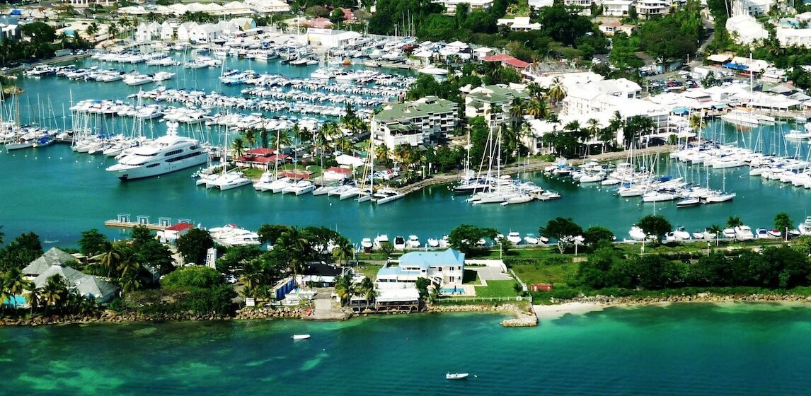 Vue aérienne Marina-Bas-du-Fort Pointe-à-Pitre Vue aérienne Marina-Bas-du-Fort Pointe-à-Pitre