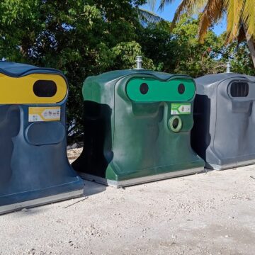 Bornes d'apport volontaire de déchets recyclables à Marie-Galante. Photo : Facebook Communauté de Communes de Marie-Galante Bornes d'apport volontaire de déchets recyclables à Marie-Galante. Photo : Facebook Communauté de Communes de Marie-Galante