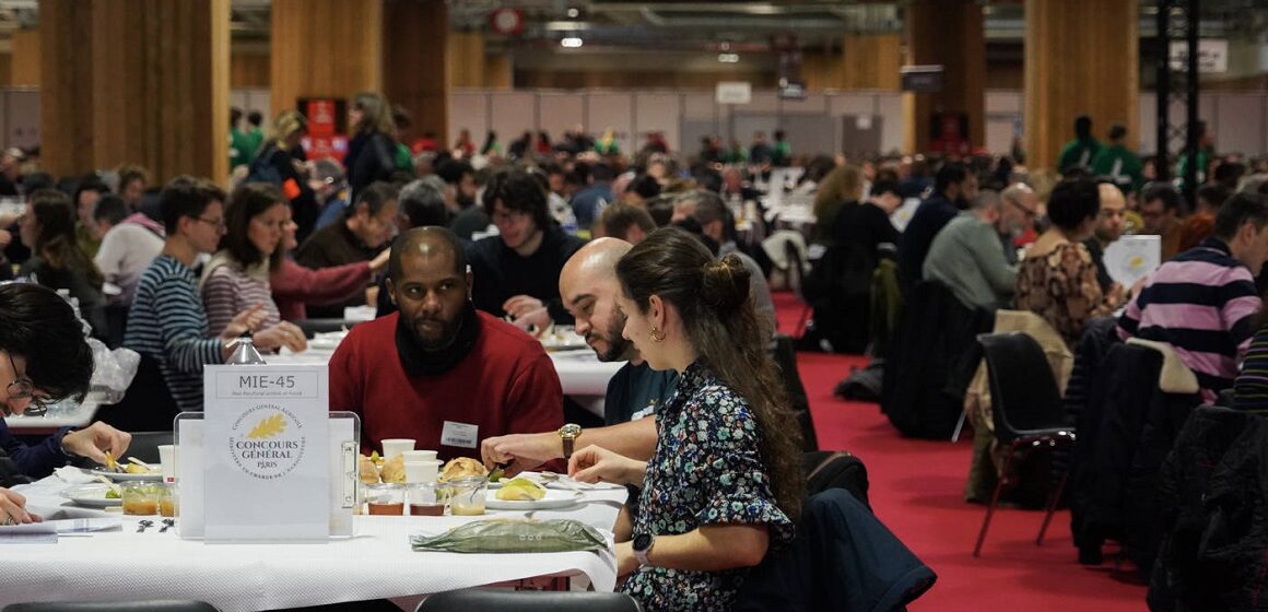 Photos : Les membres du jury lors de la dernière journée de dégustation au concours général agricole du salon de l'agriculture le 24 février 2026. Photo : Fanny Domergue / Sipa Photos : Les membres du jury lors de la dernière journée de dégustation au concours général agricole du salon de l'agriculture le 24 février 2026. Photo : Fanny Domergue / Sipa
