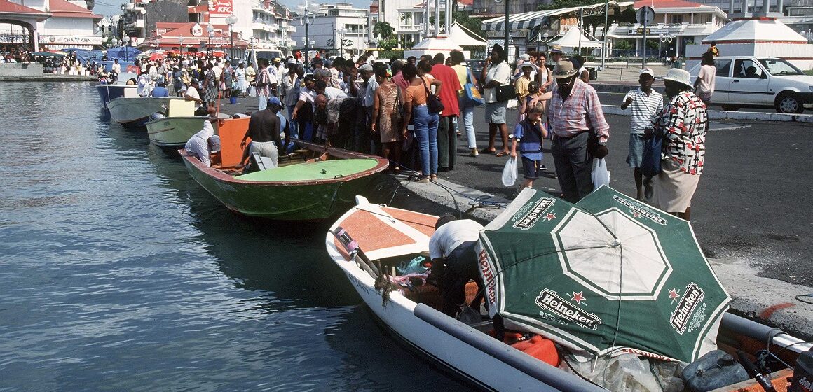 Photo d’illustration. Arrivée de pêcheurs sur les quais à Pointe-à-Pitre. Deya / Sipa