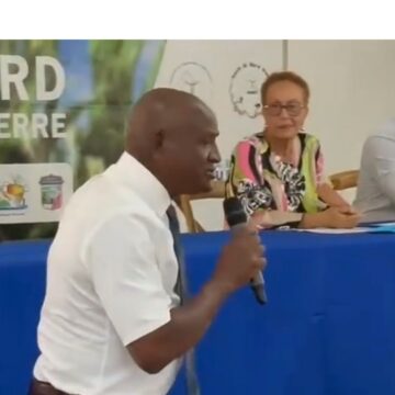Jean Bardail, maire de Morne-à-l'Eau, vient de remporter 27 voix sur 40 le 16 avril 2026 et entame un nouveau mandat à la tête de l'intercommunalité du Nord Grande-Terre.