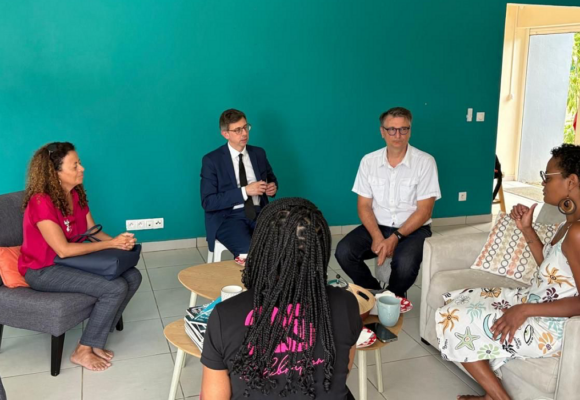 L’unique maison de naissance de Guadeloupe, « Le Temps de Naître », vient de signer un contrat pluriannuel avec l’Agence regionale de santé qui lui ouvre l’accès à des financements. Photo: DR