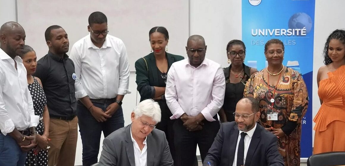 L'université des Antilles et la Confédération des petites et moyennes entreprises de Guadeloupe signent une convention pour favoriser l'insertion professionnelle des étudiants. Campus de Fouillole, 15 mai 2026. Photo : DR L'université des Antilles et la Confédération des petites et moyennes entreprises de Guadeloupe signent une convention pour favoriser l'insertion professionnelle des étudiants. Campus de Fouillole, 15 mai 2026. Photo : DR